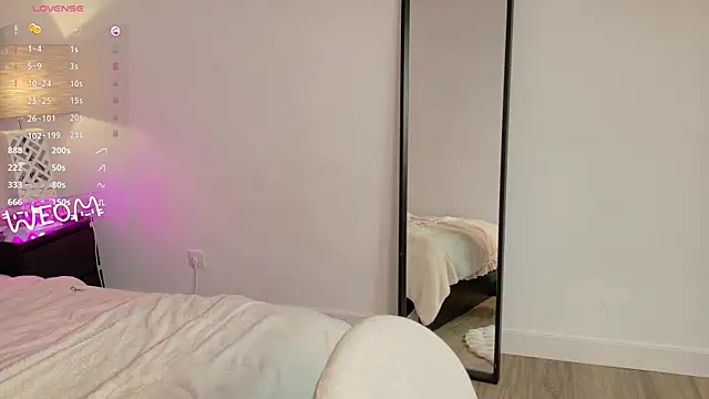 Locac0c0's cam snapshot