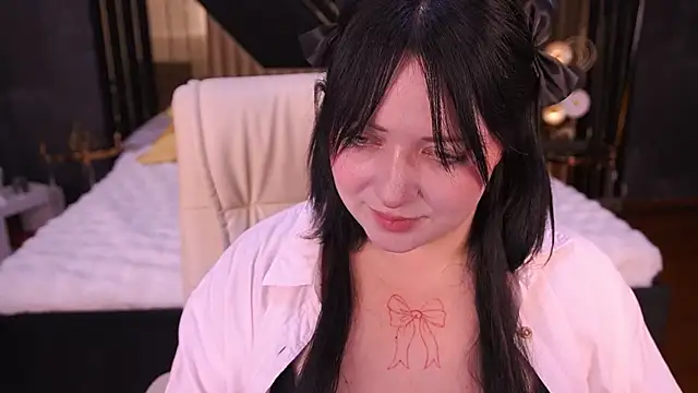 SweetLiluu's cam snapshot