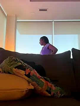 Your_Paris live sex cam