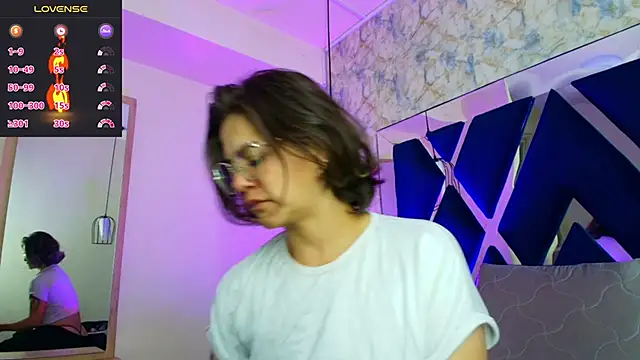 Luciifeer_'s cam snapshot