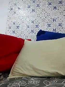 SlowFinance's cam snapshot