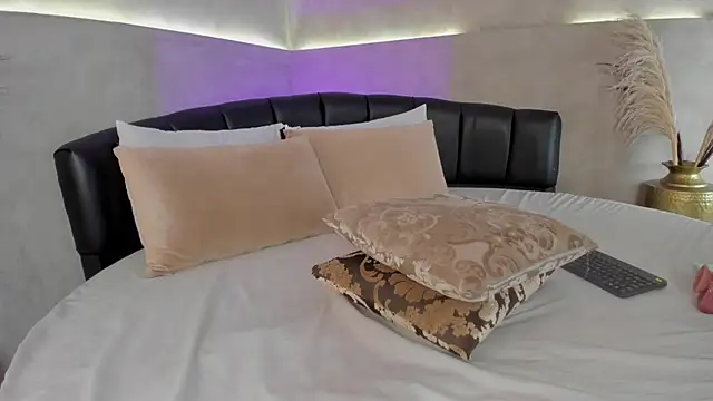 Nicol_Lopez_1's cam snapshot