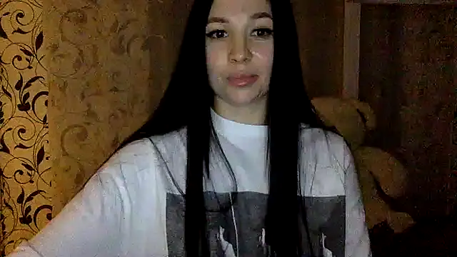 Ivelaa's cam snapshot