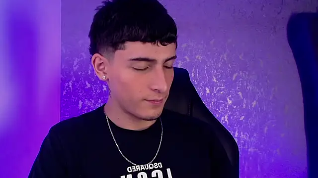 MateoMitchell live sex cam