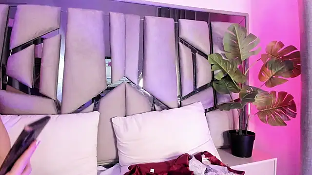 zoe__harper's cam snapshot