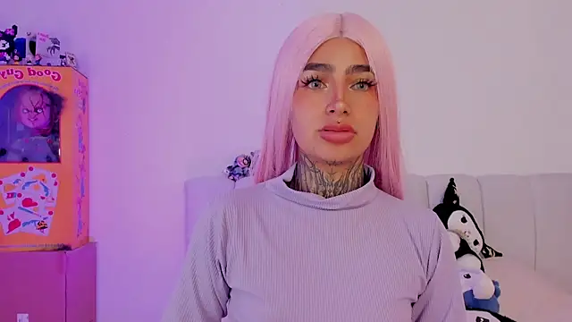 Aliceee_0's cam snapshot