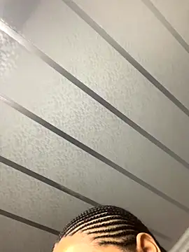 sexytinashe21's cam snapshot