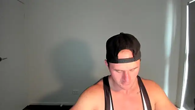 _DownUnderFit_'s cam snapshot