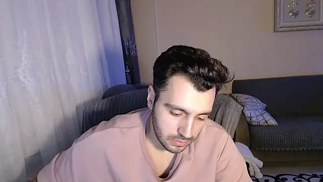 handsomeee04's cam snapshot