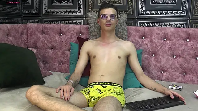 AidenStorm's cam snapshot