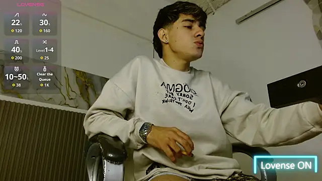 Dyla_n18's cam snapshot