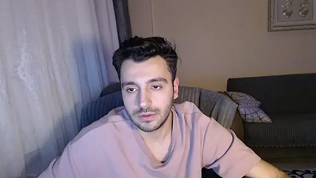 handsomeee04's cam snapshot