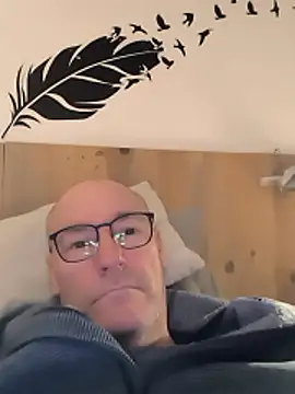 bogland33's cam snapshot