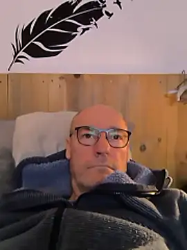 bogland33's cam snapshot