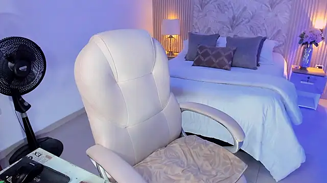 Kim_stonee's cam snapshot