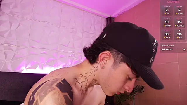 troy_rouge live sex cam