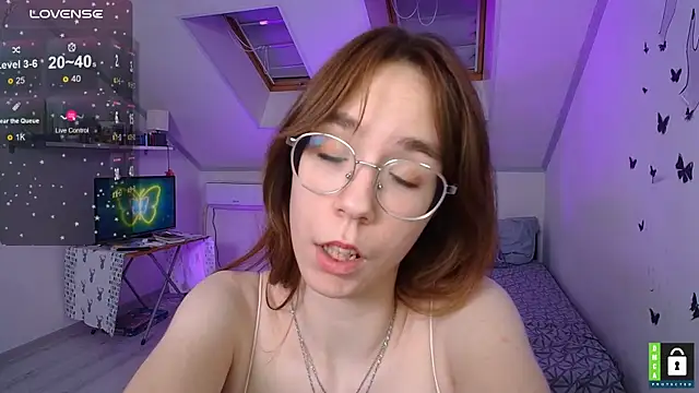 Karina_Bae's cam snapshot