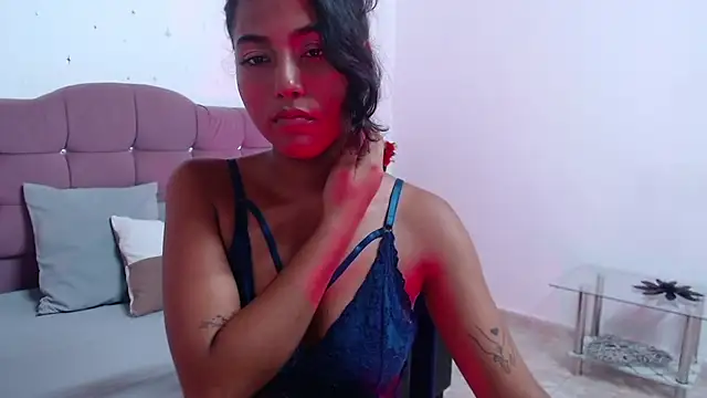 Bia_LuxBia_Lux live sex cam