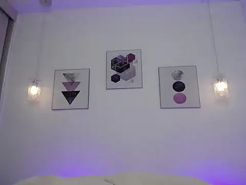 selene_rouse_'s cam snapshot