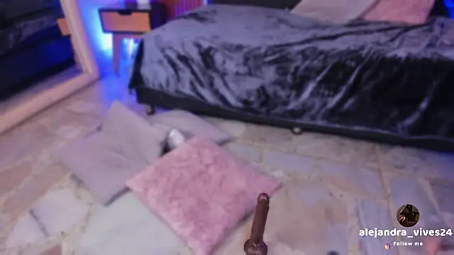 Alejandra_Vives's cam snapshot