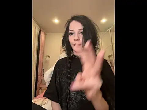 GothicLali live sex cam