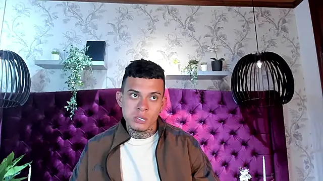 MrJustin_'s cam snapshot