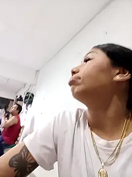 Rous-squir live sex cam