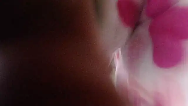 miia-big1boobs_'s cam snapshot