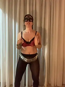 massagistahotbrunette's cam snapshot