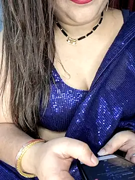 indian-hotmilfs's cam snapshot