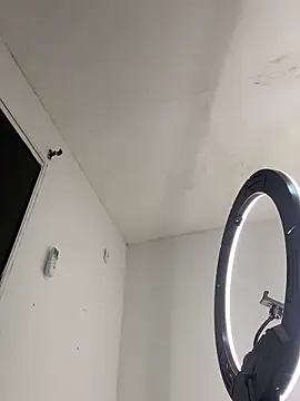 sashaoficial_'s cam snapshot