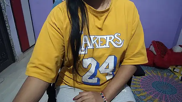 BabyNaina live sex cam