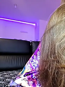 Ladykimberly_XOXO's cam snapshot