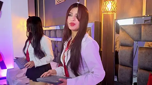 IssaJones_'s cam snapshot