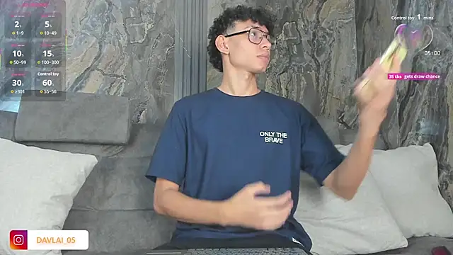 Daviid_laidd live sex cam