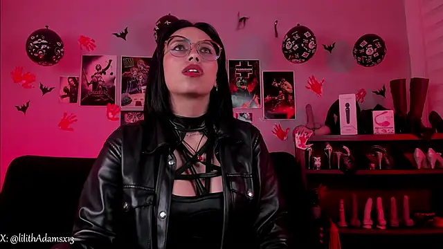 lilith-deveraux's cam snapshot