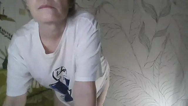 Catty_Lady's cam snapshot