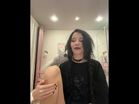 GothicLali live sex cam