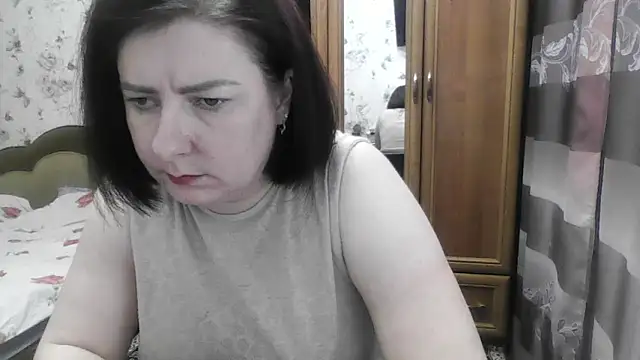 SophieNightAh live sex cam
