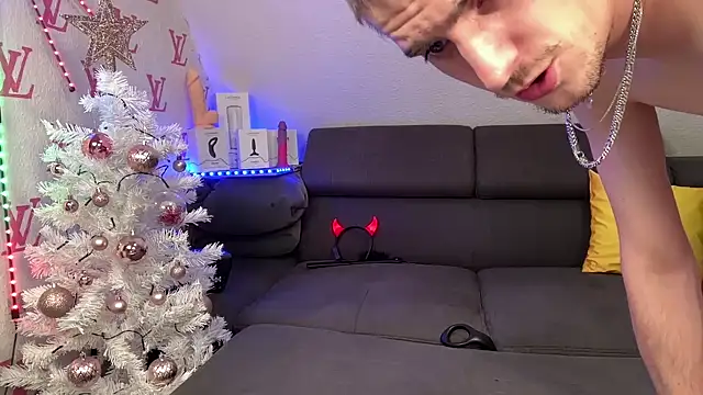 Cookieboy88 live sex cam