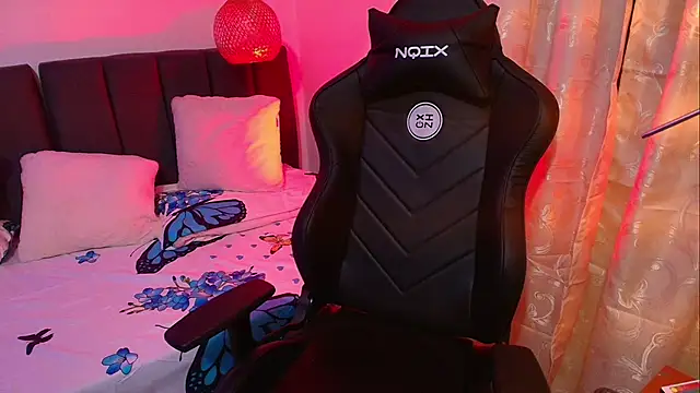 kathi-miler's cam snapshot