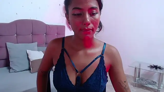 Bia_LuxBia_Lux's cam snapshot