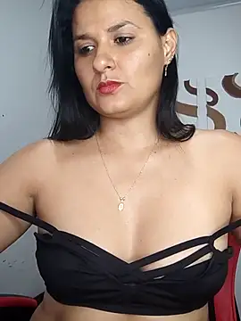 elena_jonees's cam snapshot