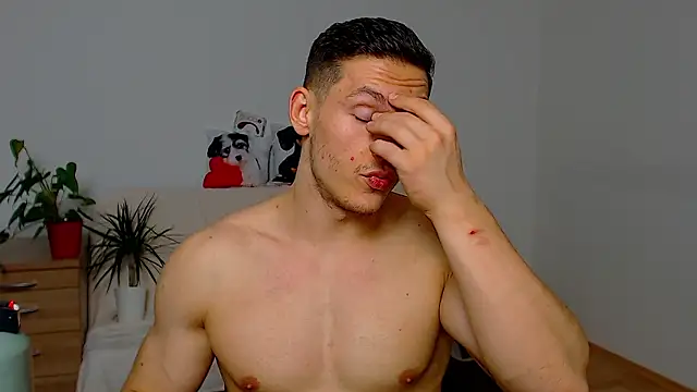 ZeinMiracles's cam snapshot