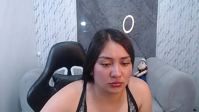 Ivony18_b's cam snapshot