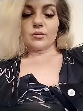 Mayaaaaaa_'s cam snapshot