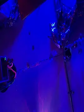 gurlnips live sex cam