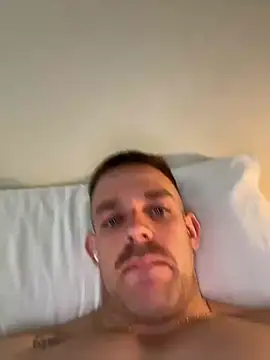 ThatBlueEyedBoy's cam snapshot