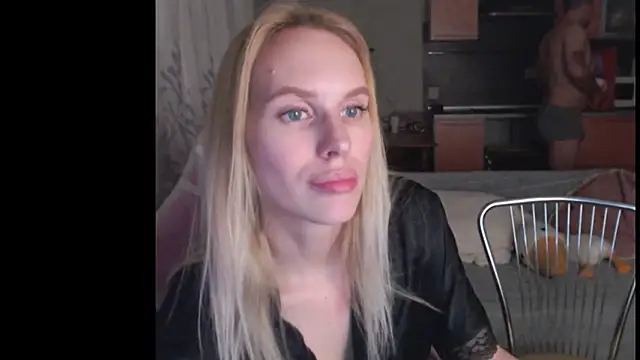 Elsa_Li's cam snapshot