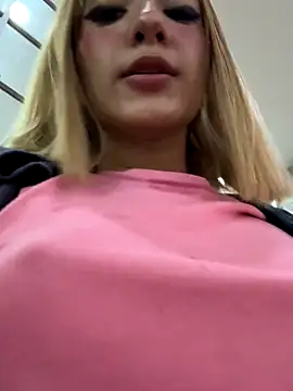 SweetBunnyGF's cam snapshot